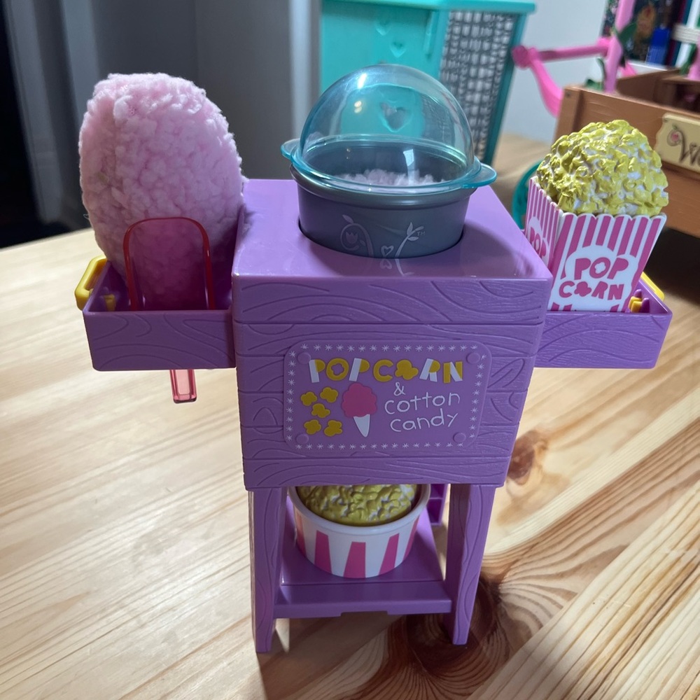 American Girl Wellie Wishers Popcorn and Cotton Candy Stand